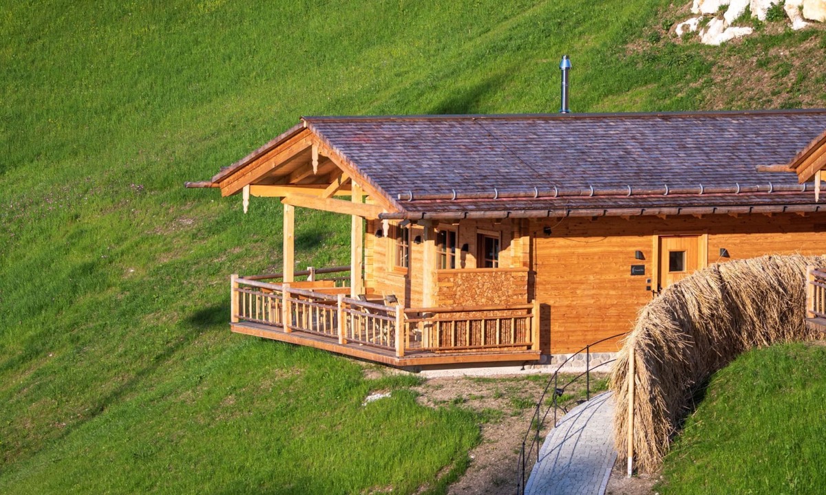Schwob House | "franzerl Alm" für 2-4 Personen, Terrasse mit Bergblick, Whirlpool, Infrarotliegen