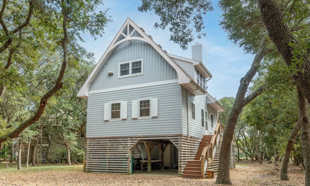 Duck House | Pappia - Duck, Sanderling, Oceanside, 150 Yards to Beach, on Lake, Community Pool