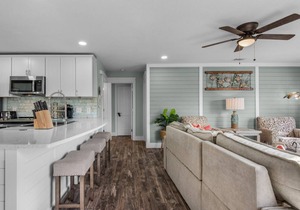 2 BR Condo Available for a Beach Getaway NOW! in Miramar Beach