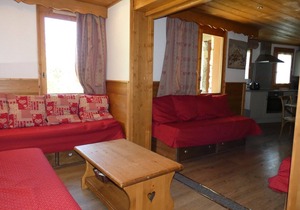 La Terrasse 1/2 - Spacious ski-in ski-out apartment in LES AVANCHERS VALMOREL