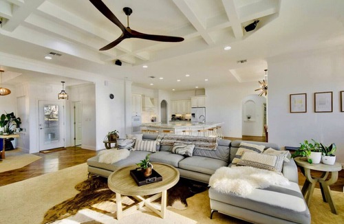 Brushy Bend Park House | 2 Luxury Homes | Group Retreats | Games | Fire Pit