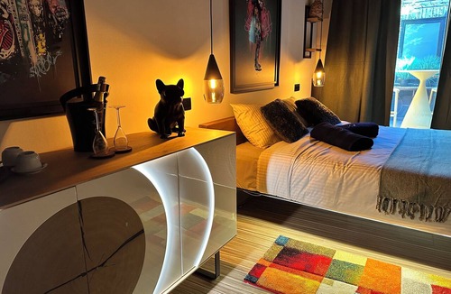 Waterloo Bed & Breakfast | A Getaway for Two: Luxury Suite & Private Spa with Garden, 25 Minutes from Brussels