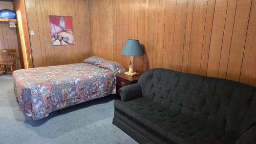 Brule Bed & Breakfast | Black Cat Guest Ranch