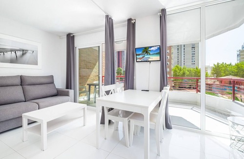 Benidorm Apartment | Carlos V 2-A