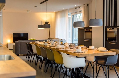 Buren House | Goud- and Zilverplevier together form one luxury home for 16 people.