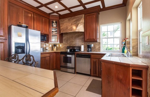 San Pedro Condo | Large Ocean Front Condo - 2 bedroom/2.5 bathroom - Gold Standard Approved