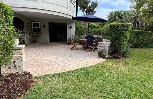 Hamilton Parish Apartment | Large Spacious 2 Bedroom, 2 Bathroom
