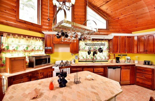 Cap Estate Villa | Luxury BEACHFRONT VILLA FR 7 to 9 Rms, 1 MIN WALK TO BEACH, ROYALTON RESORT,