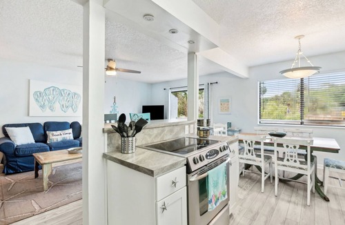 Fernandina Beach Condo | ONE BLOCK from the beach! Weekly and monthly discounts offered.