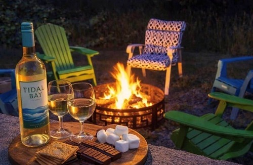 Mahone Bay House | Private Coastal 2-Acre Retreat Near Lunenburg