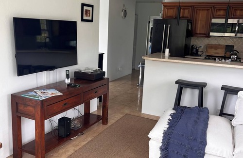 Southampton House | Royal Heights - Panoramic Great Sound Views & Pool