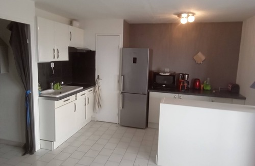 Frontignan Apartment | Sea breeze - Sea view apartment, 100 meters from the beach, pets welcome!