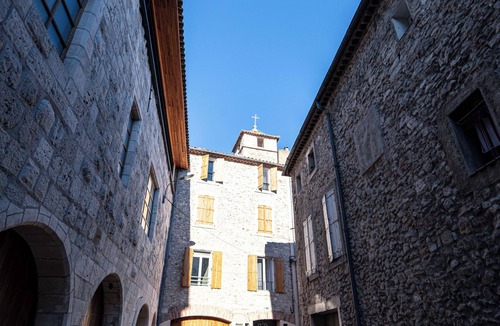 Centre Historique Apartment | Small studio Presbytery in the Church