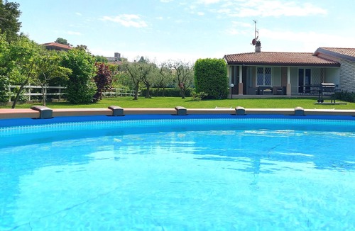 Solarolo Villa | Small villa with private pool and large garden, ideal for stays with dogs.