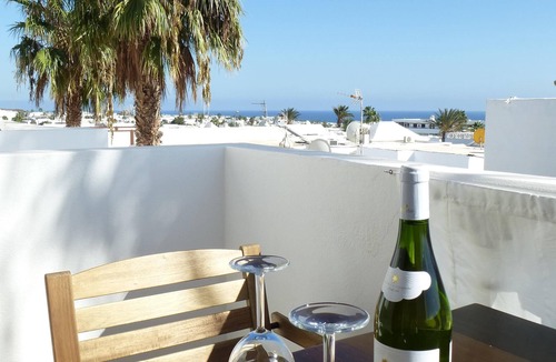 Puerto del Carmen Apartment | The secret passage - Elegantly decorated, quiet apartment