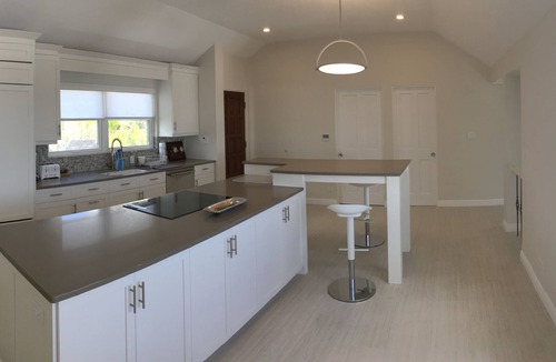 Warwick Condo | Warwick, Bermuda with Great Sound views, pool & tennis