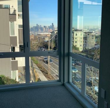 1 bedroom in Seattle near Alki with views in Seattle
