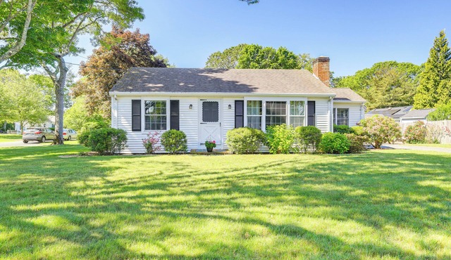 3 Mi to Beaches: South Yarmouth Gem w/Game Room in South Yarmouth