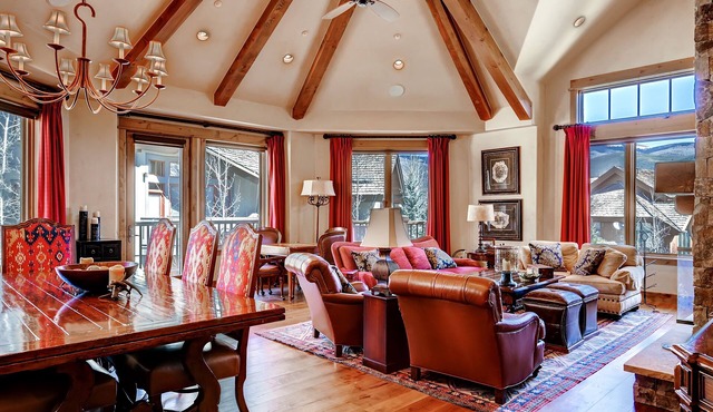 5br/5ba , Ski In/out In Arrowhead, 3523 Sq Ft! 5 Bedroom Condo by RedAwning in Edwards