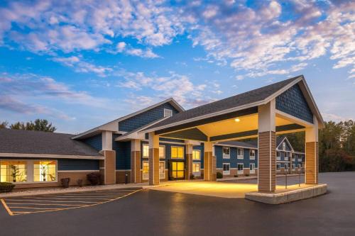 AmericInn by Wyndham Douglas/Saugatuck in Saugatuck