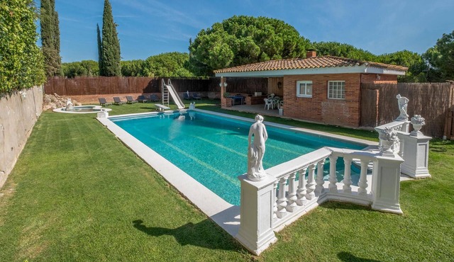 Awesome home in St Andreu d.Llavaneres in St Andreu d.Llavaneres