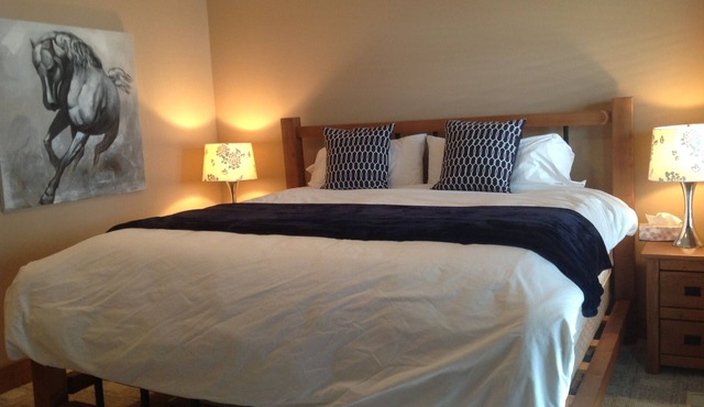 Beautiful townhome in family friendly Casa Del Mila Oro in Osoyoos