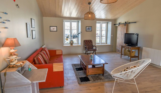 Bel Appartement sur le Port de La Flotte in La Flotte