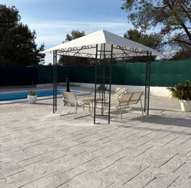 Chalet con piscina dogfriendly - alojamiento entero in Algar de Palancia
