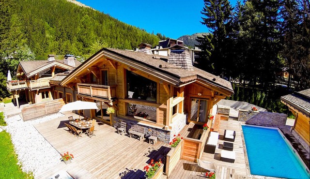 Chalet Terre – Panoramic Views of the Grands Montets, and Mont Blanc, Jacuzzi in Chamonix