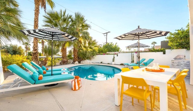 Designer 4-Bedroom Home with Pool - LuxeLife! in Palm Springs