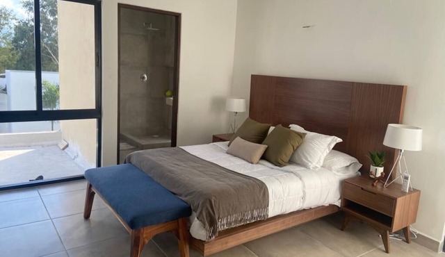 Fantastic modern House on Beautiful private community! in Mérida