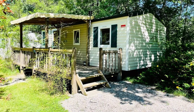 Flower Camping LA GDPOLA * - Mobile home Oak Comfort 30m2 - 2 bedrooms + covered terrace 14m2 4 people in CAMON