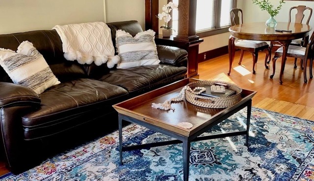 Historic Downtown Flat, No. 2 in Astoria