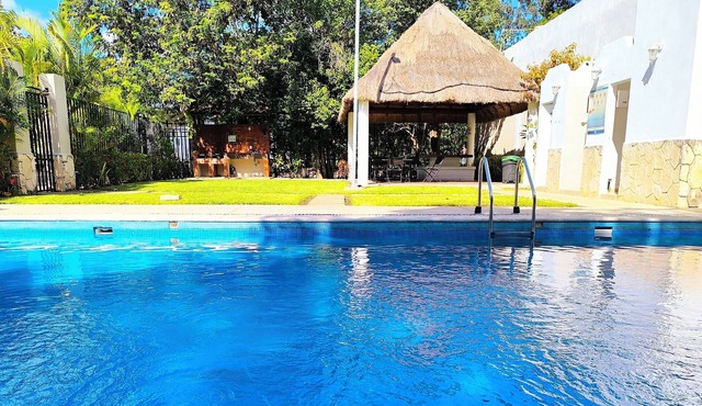 House in Ciudad Mayakoba : 7 guests : Playa del Carmen : Shared swimming pool in playa del carmen