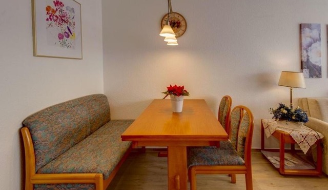 Hus op de Wurth Nr 1 in Büsumer Deichhausen