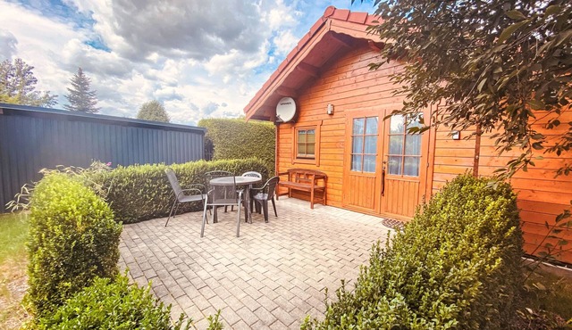 Kleines gemütliches Ferienhaus im Blockhausstil by Interhome in Saalfeld