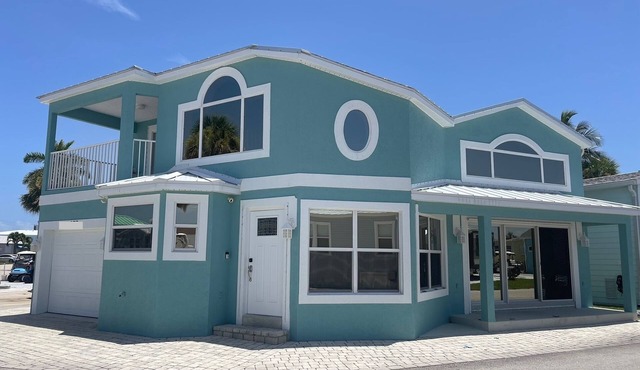 Large Beautiful Home with Private Beach Access in Jensen Beach