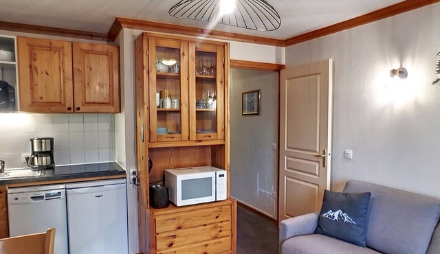 Les Menuires: 2-room apt, 5 ppl, ski-in ski-out in Les Menuires
