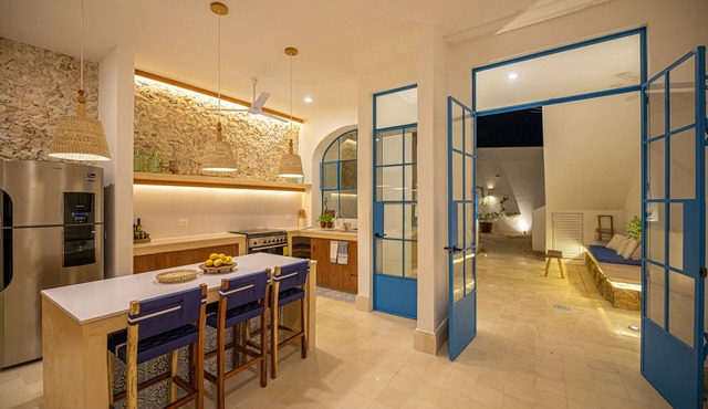 Luxury mediterranean Villa, perfect location in Mérida