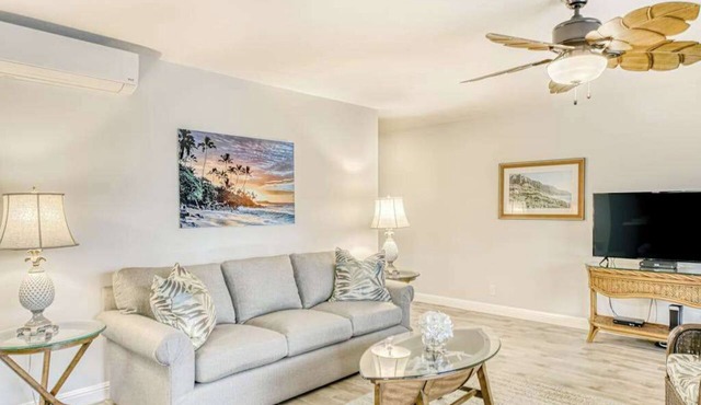 *New* Remodeled Lihue Condo for Sunrise Beach Days in Lihue