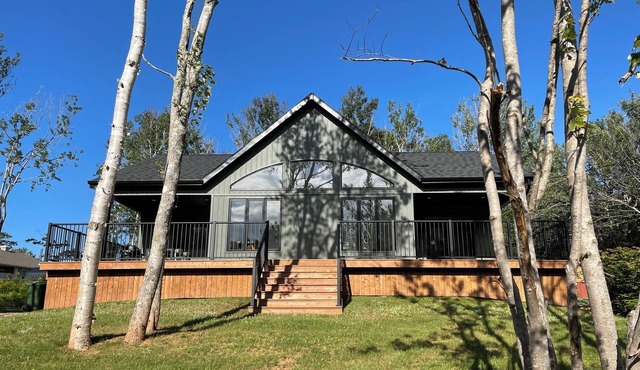 Newly built, modern cottage 5 min to National Park in Stanley Bridge