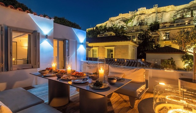 Plaka Villa Epic Acropolis Views in Athina