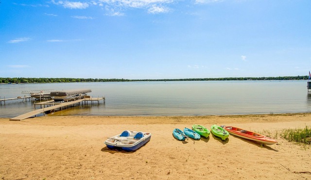 Private Sandy Beach on White Sand Lake | Sleeps 14 in Baxter