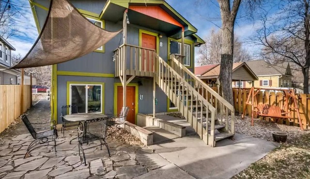 Putting Green Flats Near Old Town | Dogs Welcome in Fort Collins
