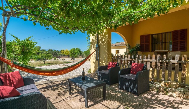 SA RACONADA - Beautiful country house in a bucolic setting where you can enjoy the peace o in Algaida