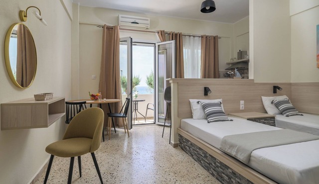 SOLE e MARE #A2 Beachfront Apartment – Just 10 Meters from the Sea! in KOUTSOURAS