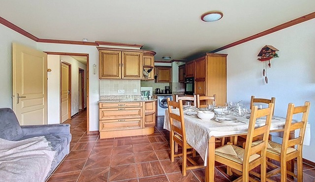 Spacious apartment in Les Menuires, 3 bedrooms, balcony in Les Menuires