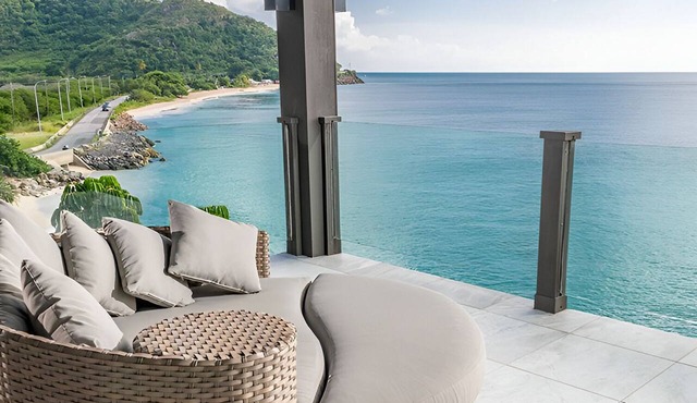 Spacious Ocean View Estate with Private Gardens & Sunset Views in Urlings