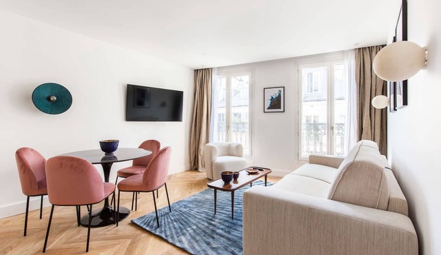 St Georges - One Bedroom in Paris South Pigalle in Paris