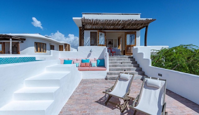 Steppa Three Bedroom Villa in Treasure Beach